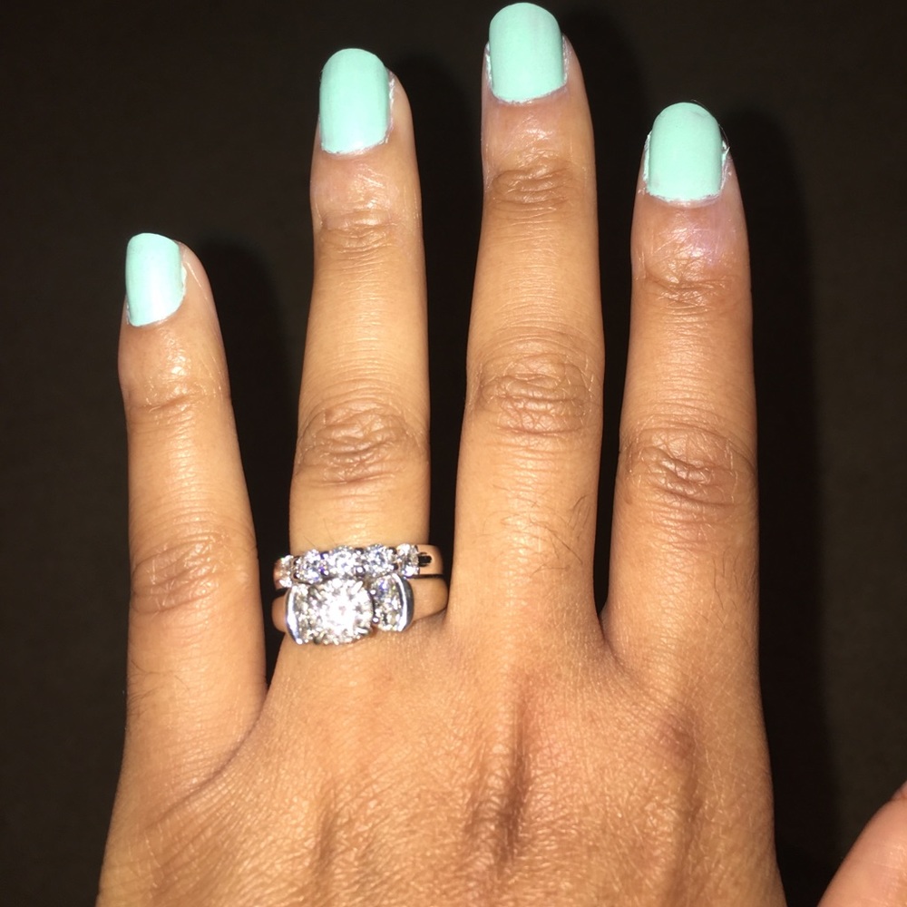 AUTHENTIC DIAMOND Engagement ring/wedding band